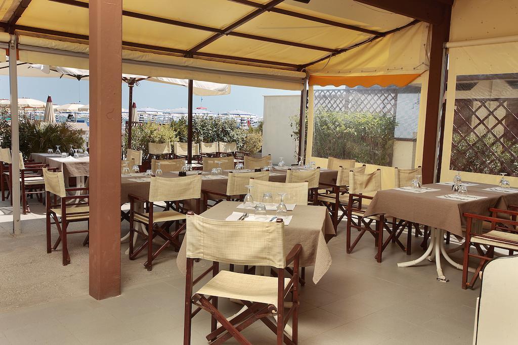 Gallia Club Hotel Cesena Bagian luar foto